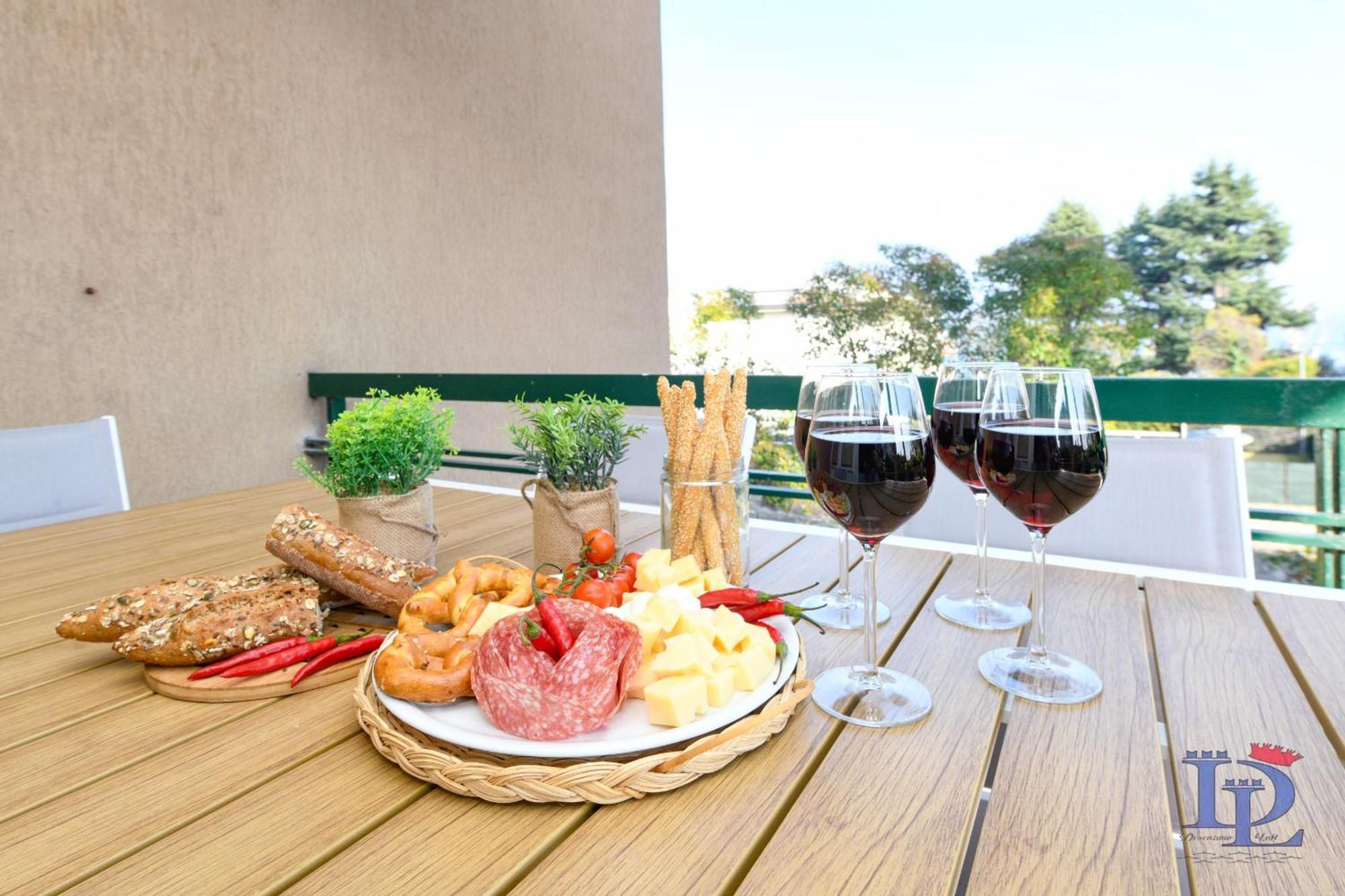 Desenzanoloft Official Partner Marriott Homes & Villas - Imperium Desenzano del Garda Buitenkant foto